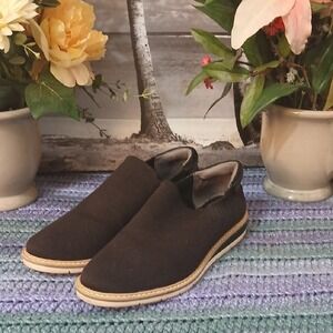 Me Too Dark Gray Slip-On Loafers